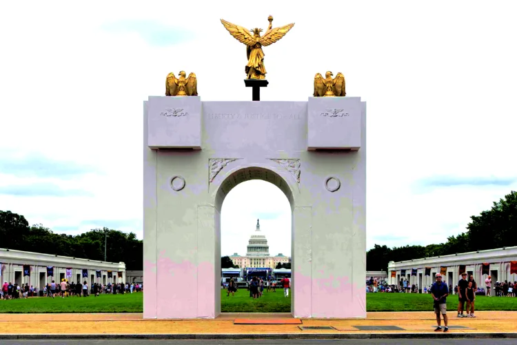 Trump arch in DC to serve military role